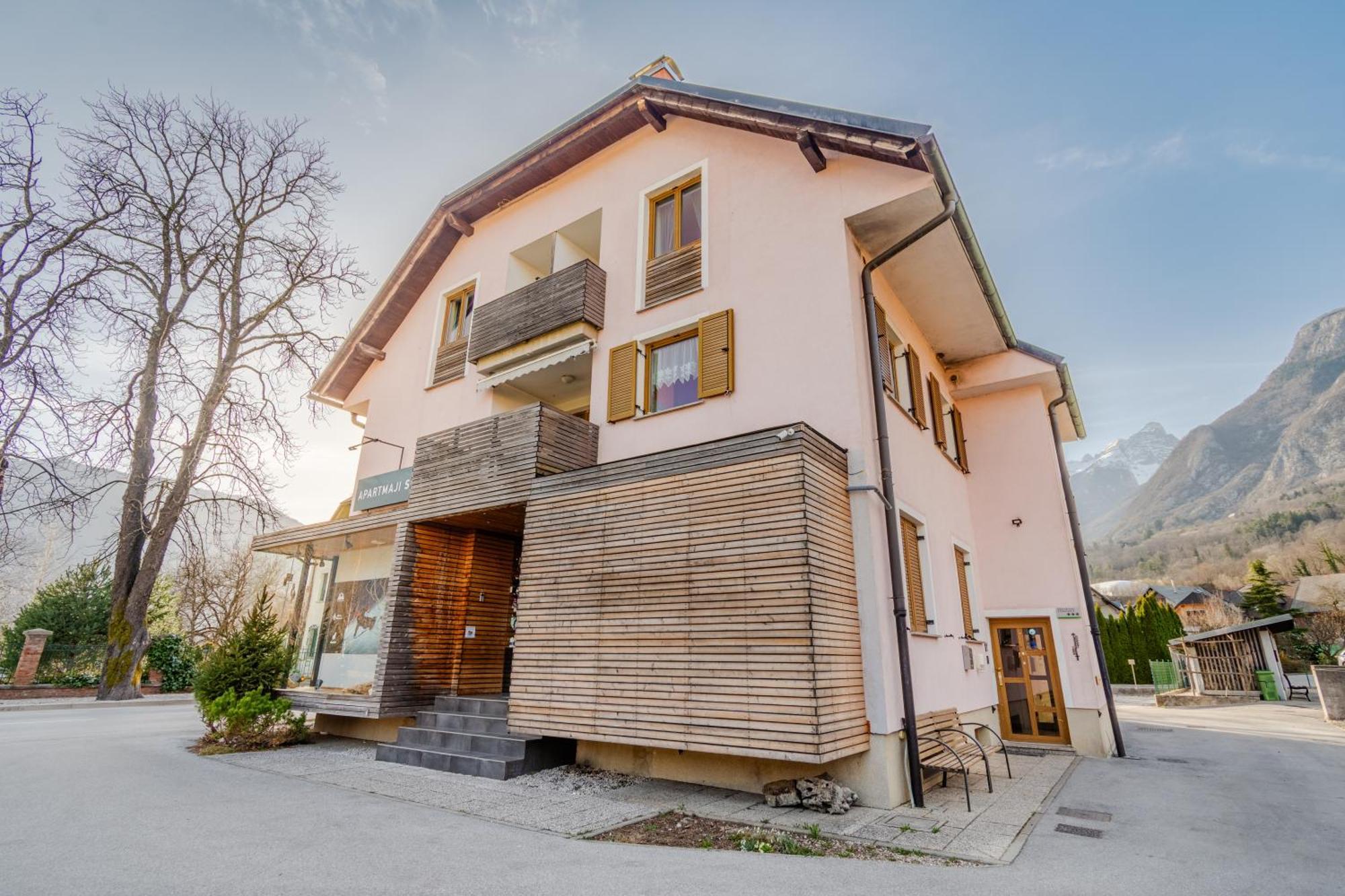 Apartments Skok With Rafting And Free Parking Bovec Kültér fotó