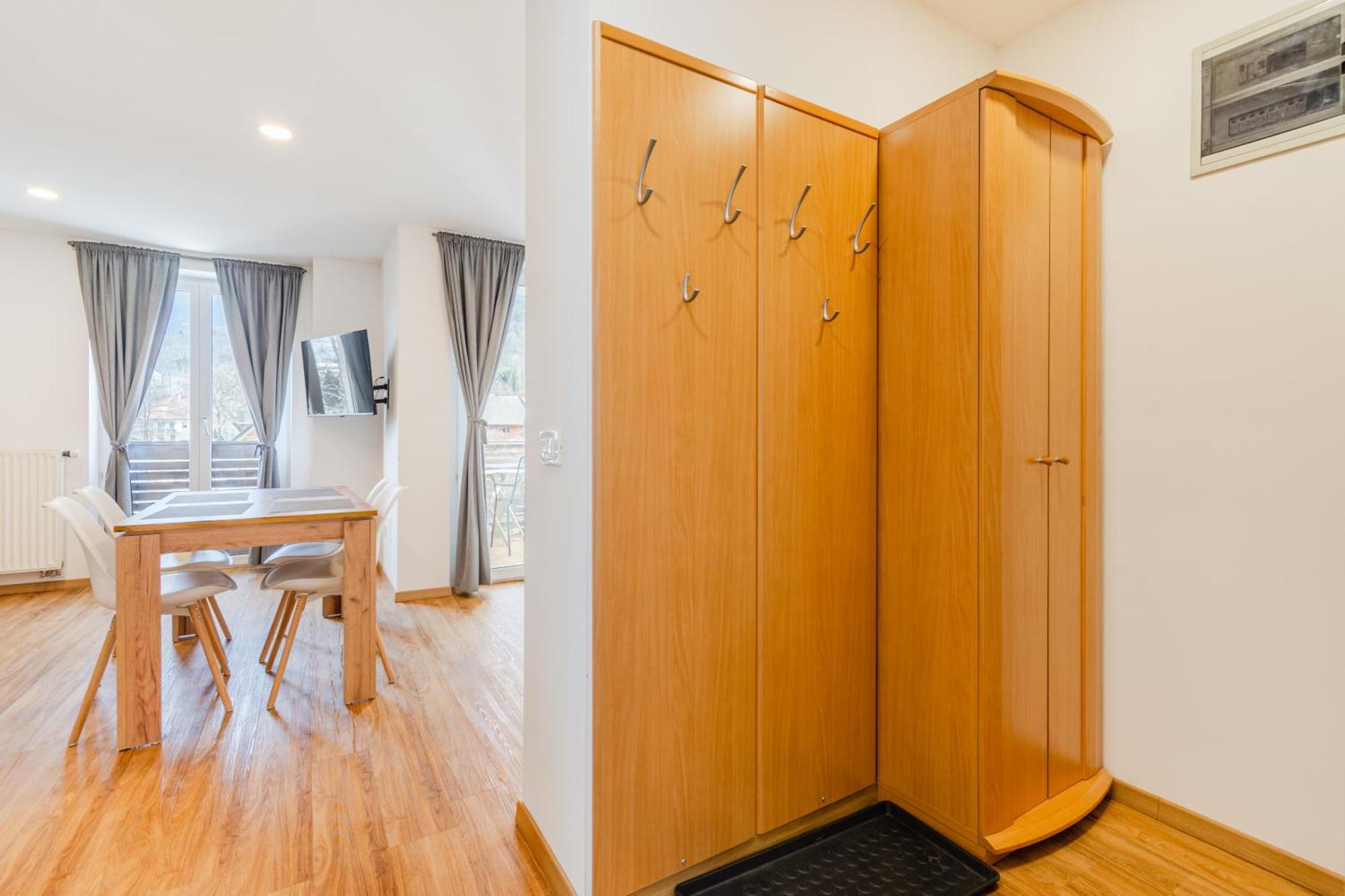 Apartments Skok With Rafting And Free Parking Bovec Szoba fotó