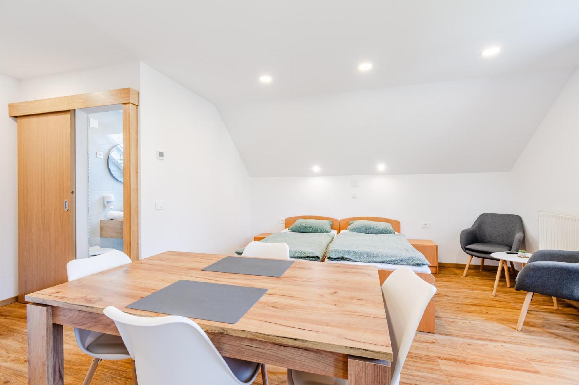 Apartments Skok With Rafting And Free Parking Bovec Szoba fotó