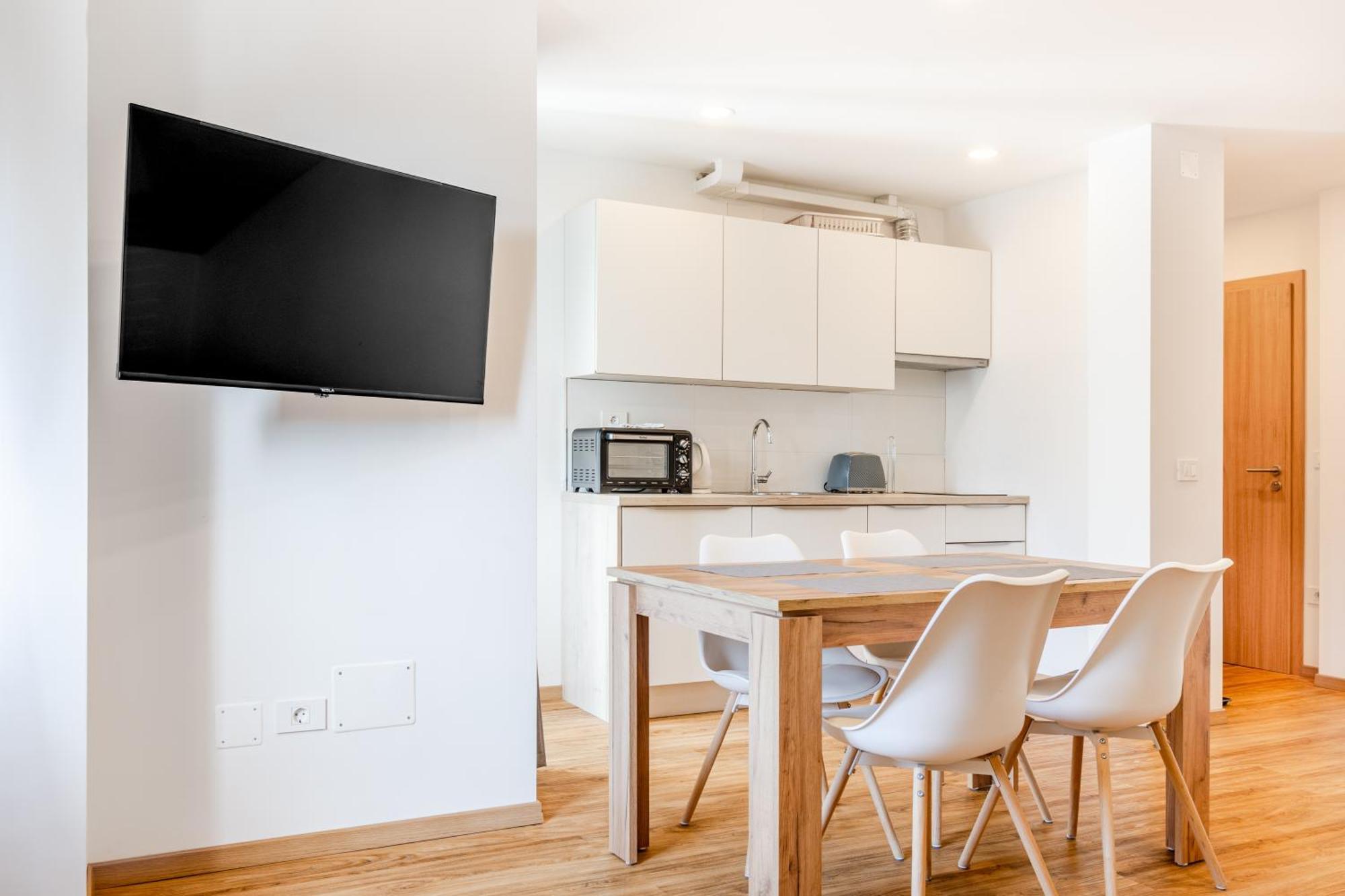 Apartments Skok With Rafting And Free Parking Bovec Szoba fotó