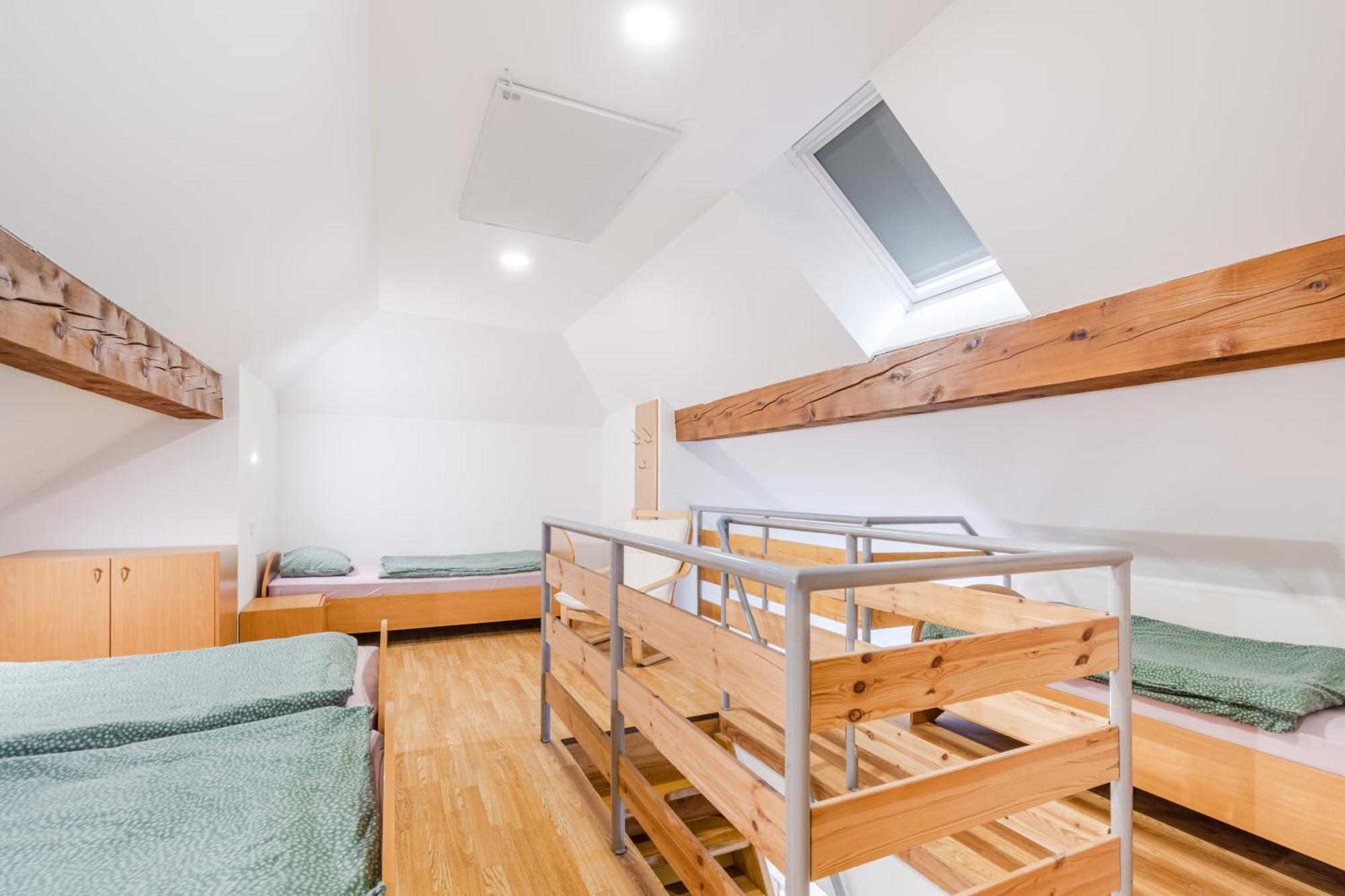 Apartments Skok With Rafting And Free Parking Bovec Szoba fotó
