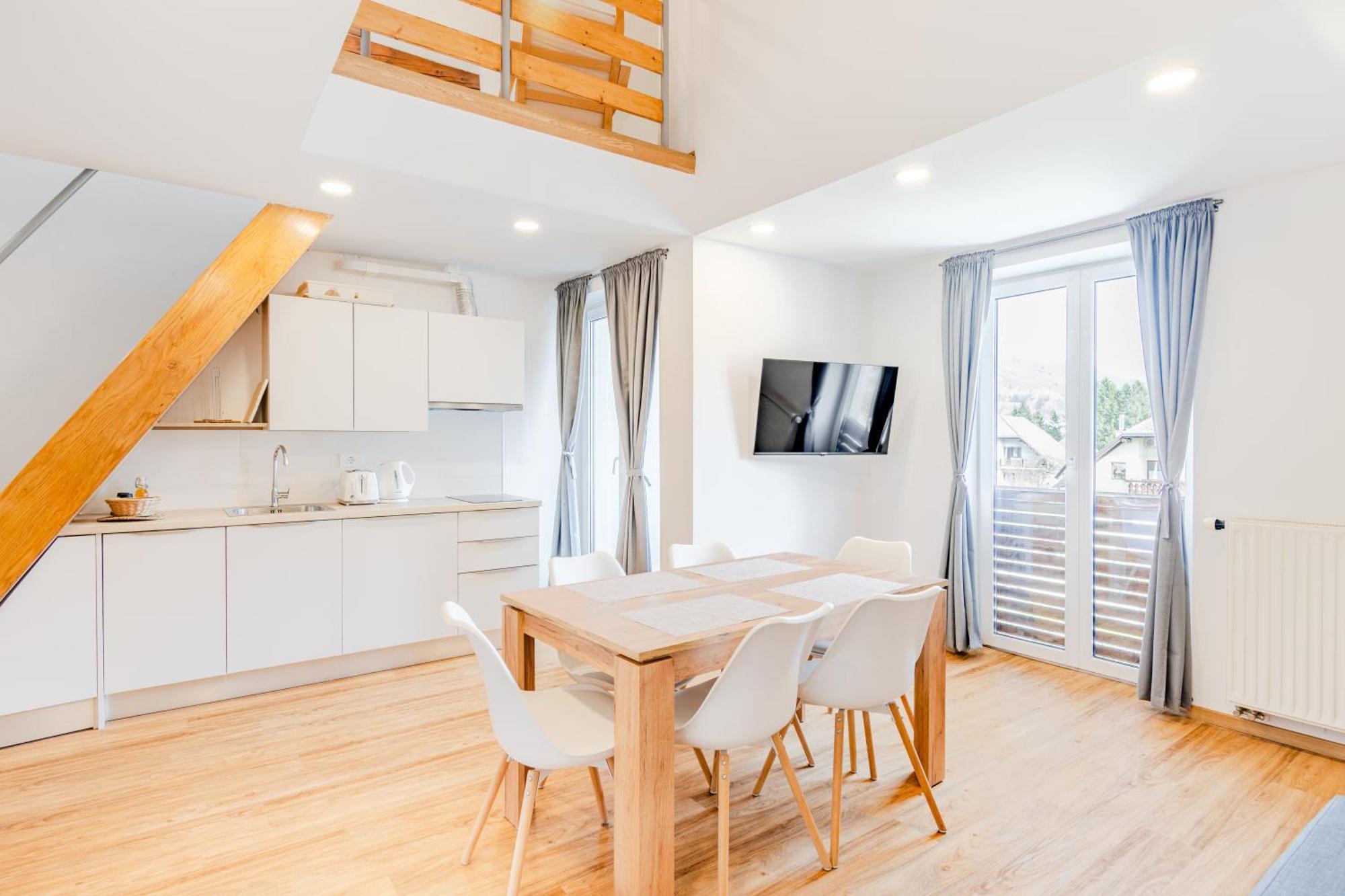 Apartments Skok With Rafting And Free Parking Bovec Szoba fotó