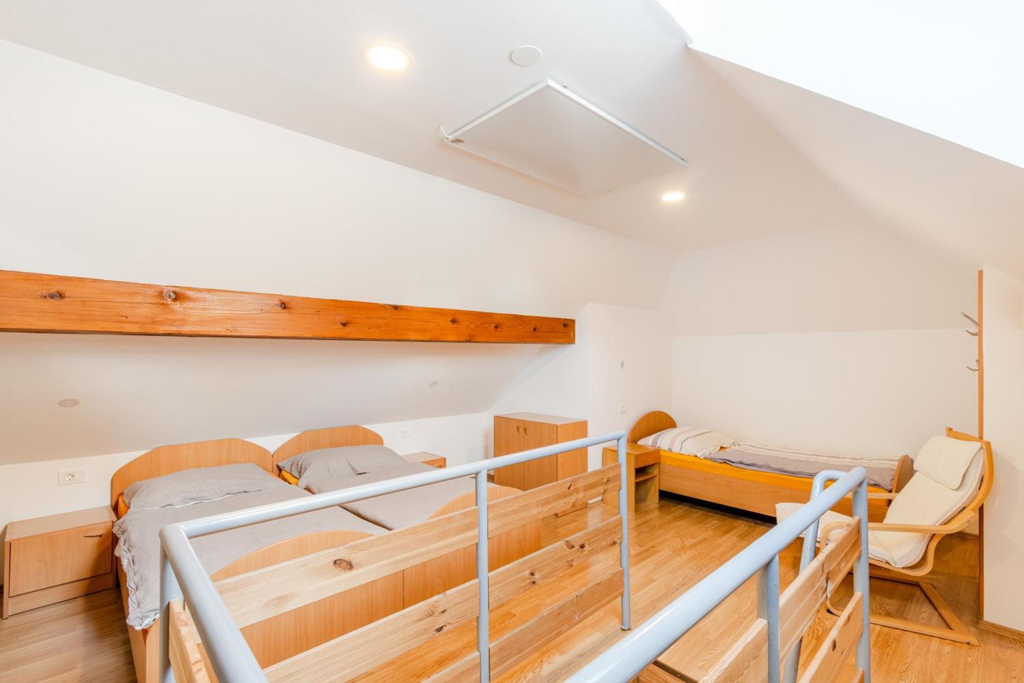 Apartments Skok With Rafting And Free Parking Bovec Szoba fotó